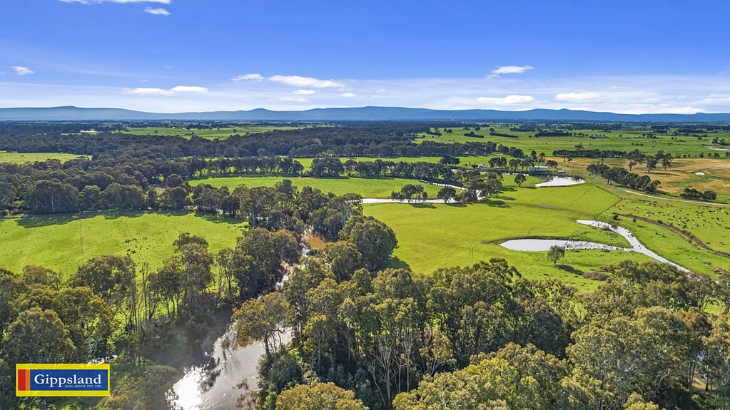 Bundalaguah Ideal grazing and cropping property