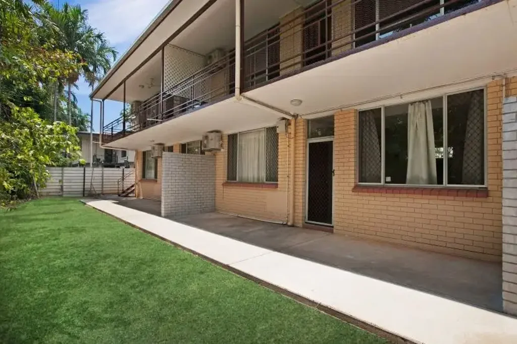 Freshly Painted Unit in Prime Nightcliff Location!