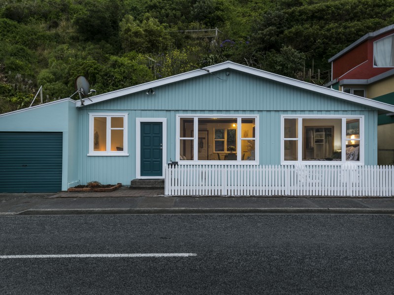 128 Owhiro Bay Parade, Owhiro Bay, Wellington, 2 ห้องนอน, 3 ห้องน้ำ