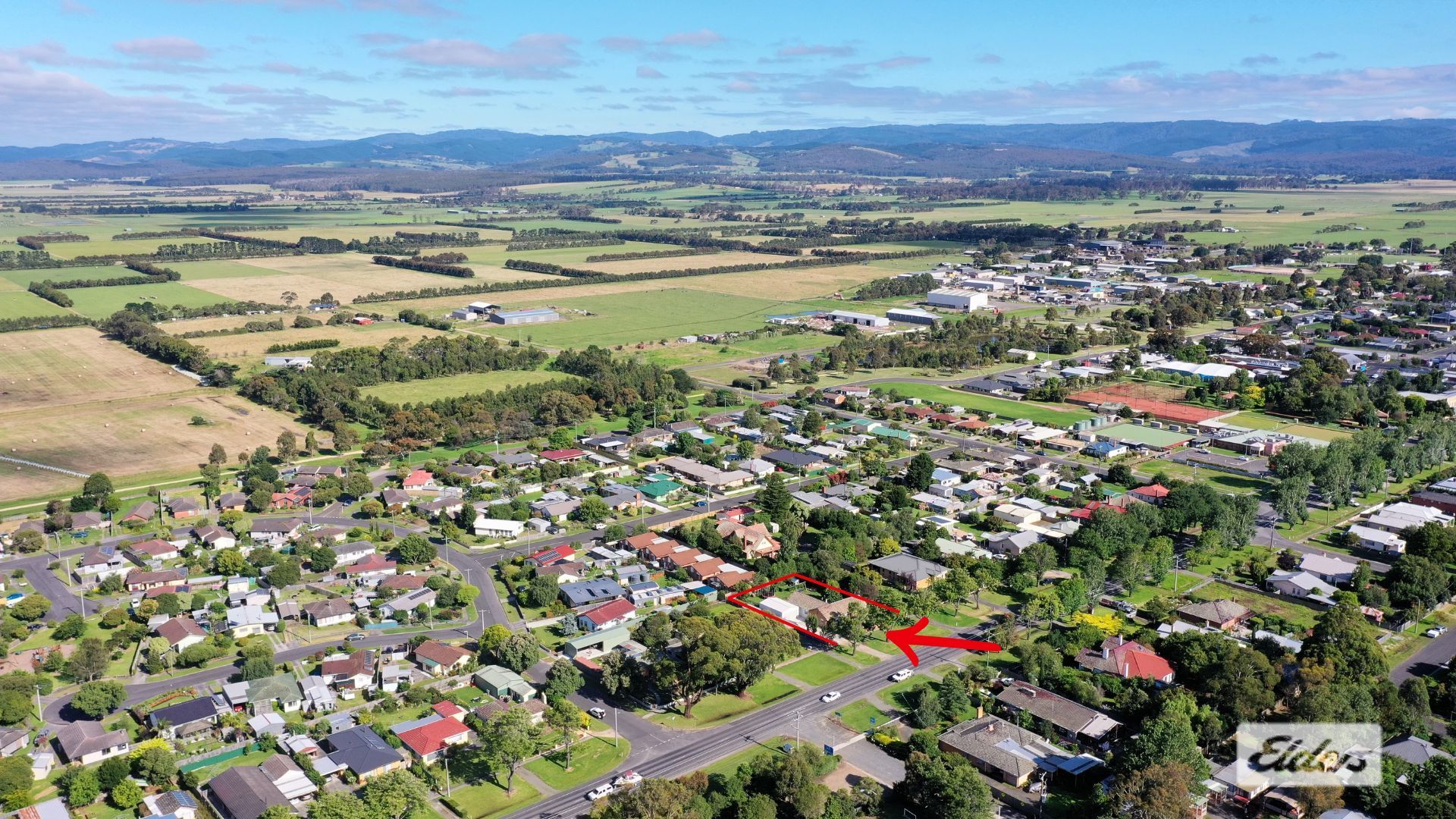 372 COMMERCIAL RD, YARRAM VIC 3971, 0 habitaciones, 0 baños, House