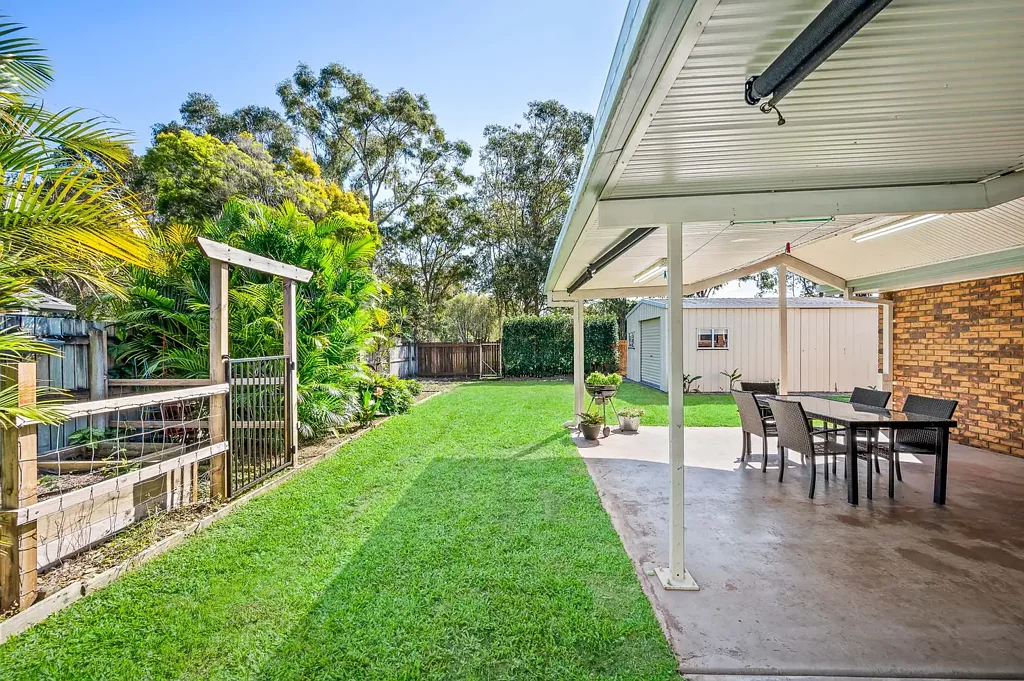 Morayfield 3Moenga Feature-packed family home with shed, huge alfresco & side access
