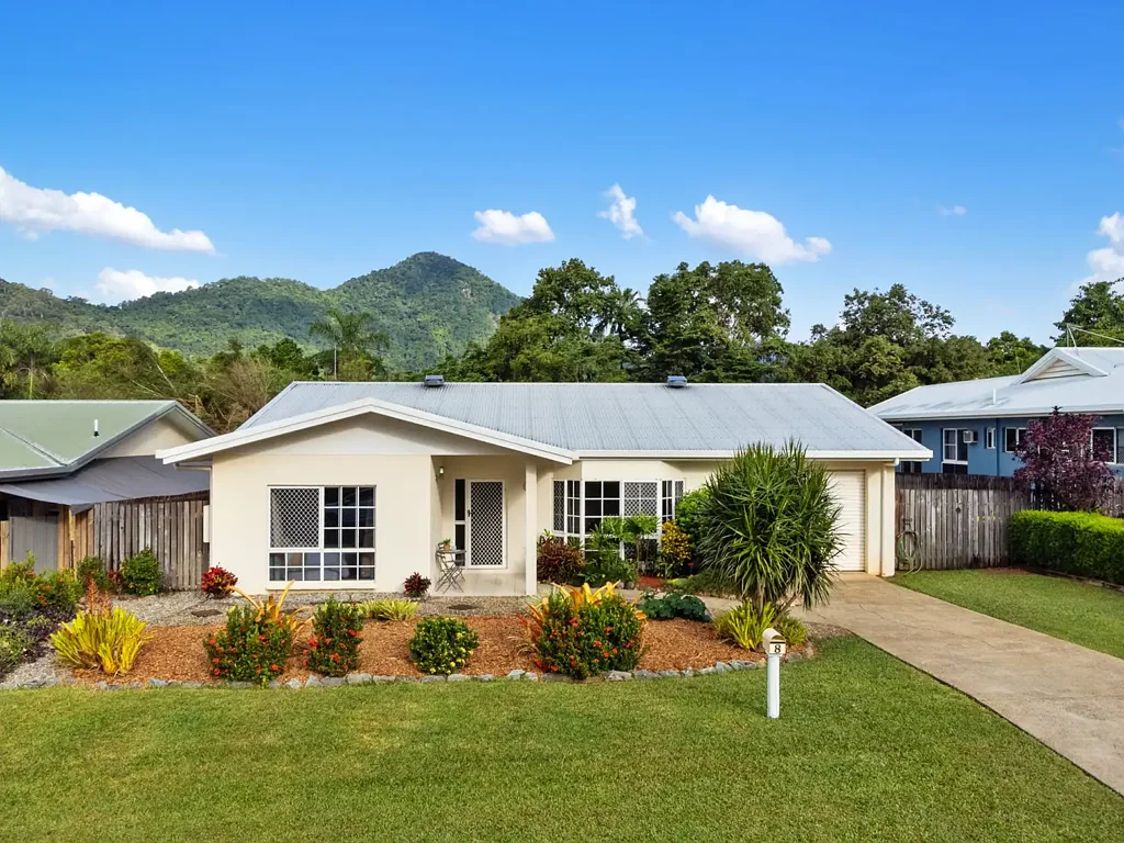 8 Tallow Wood Close, Redlynch, QLD 4870