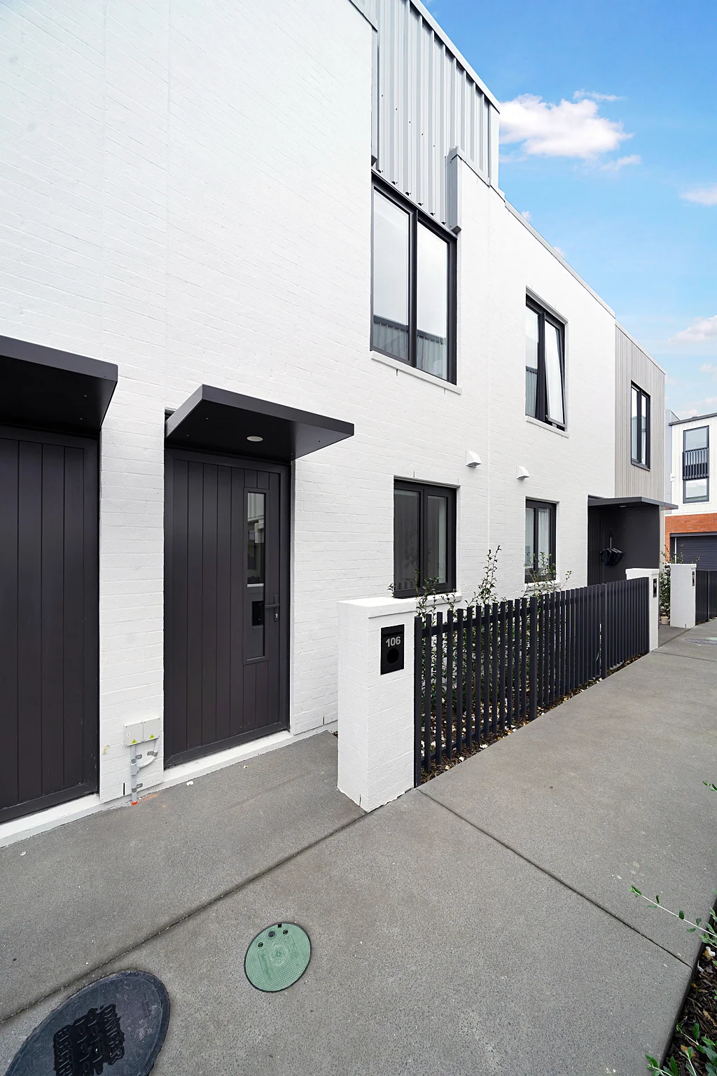 Mount Albert 2 Bedroom PRICED $250,000 BELOW CV! EXCEPTIONAL BUYING