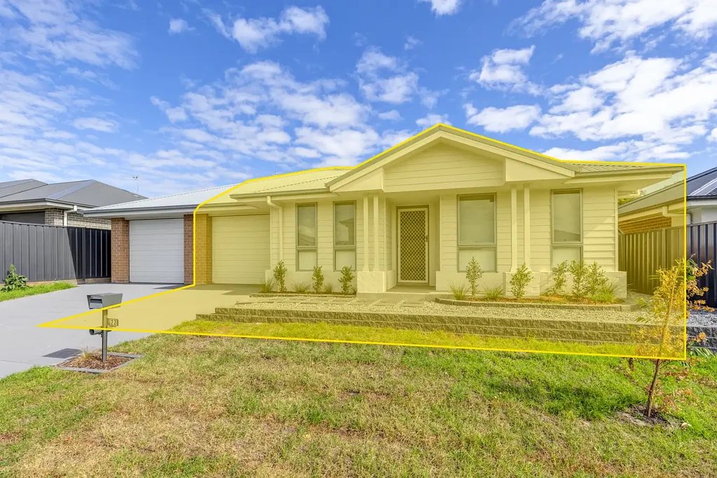 Spacious & Low-Maintenance 3-Bedroom Duplex in Prime Location