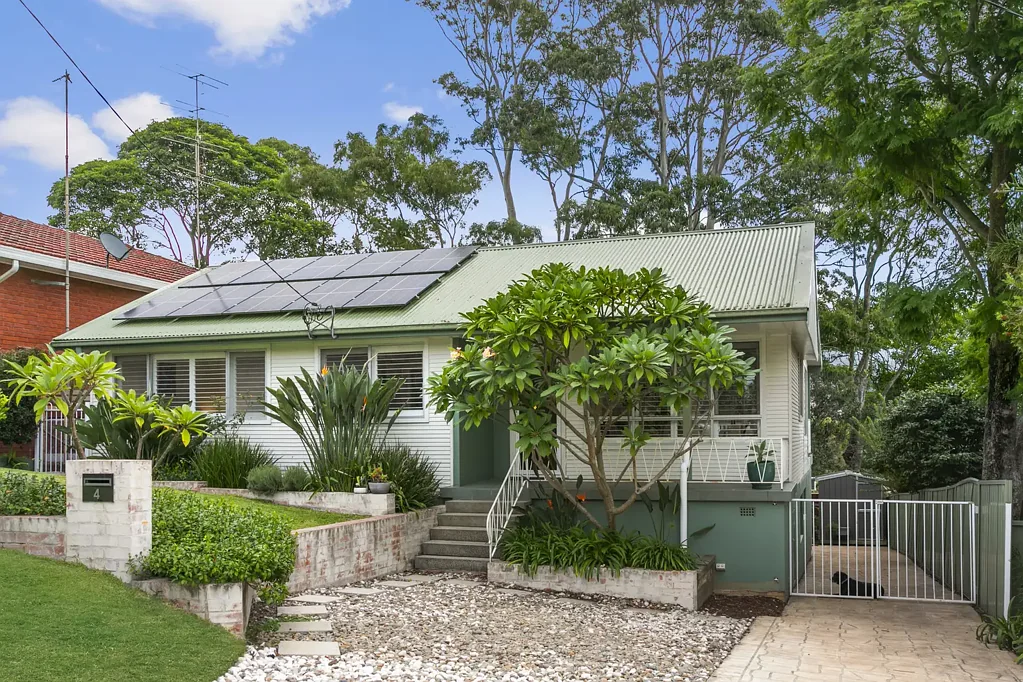 4 Evelyn Avenue, Figtree, NSW 2525, 4 slaapkamers, 2 badkamers, House