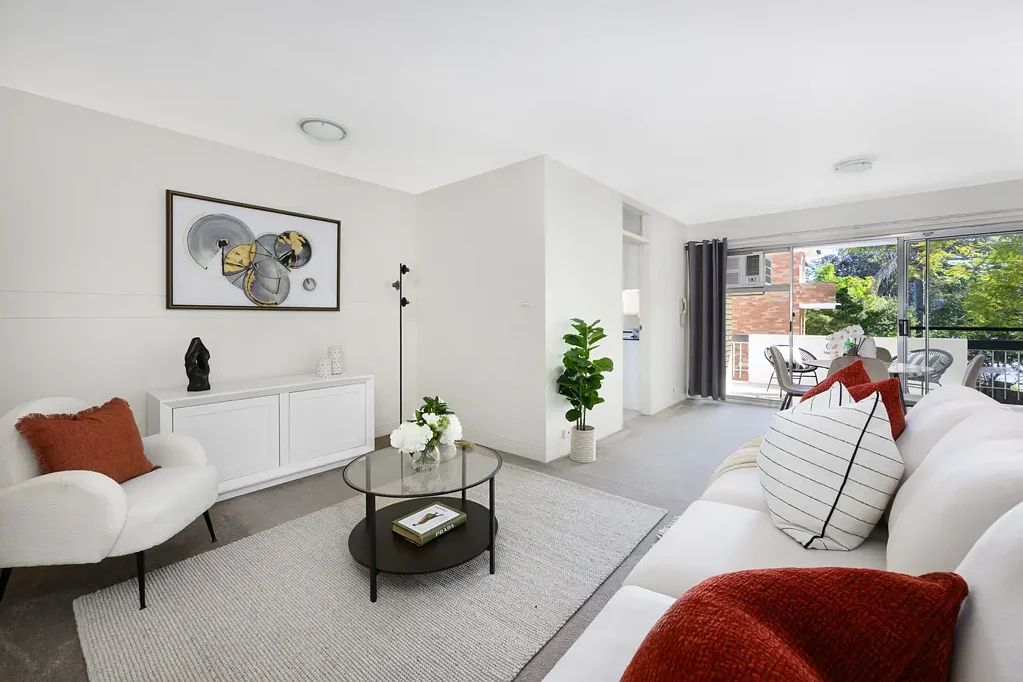 Lindfield 2 Bedroom Sunlit Boutique Apartment with Lifestyle Appeal