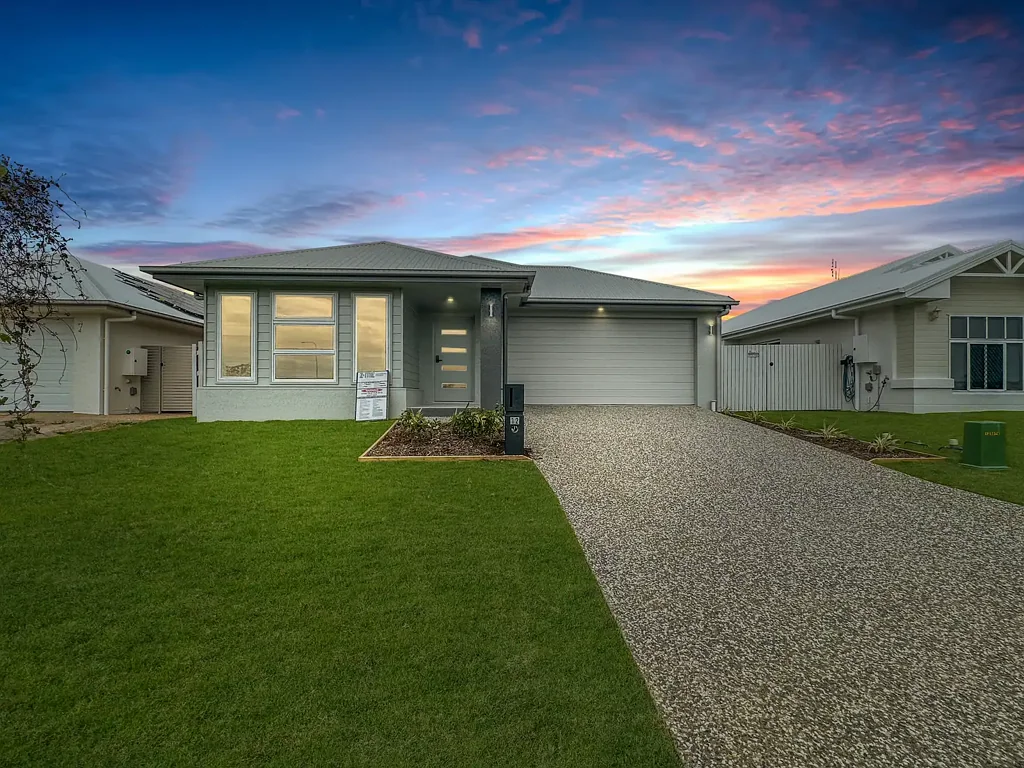 Modern Comfort in North Shore – 4 Bedroom Family Home Available Now