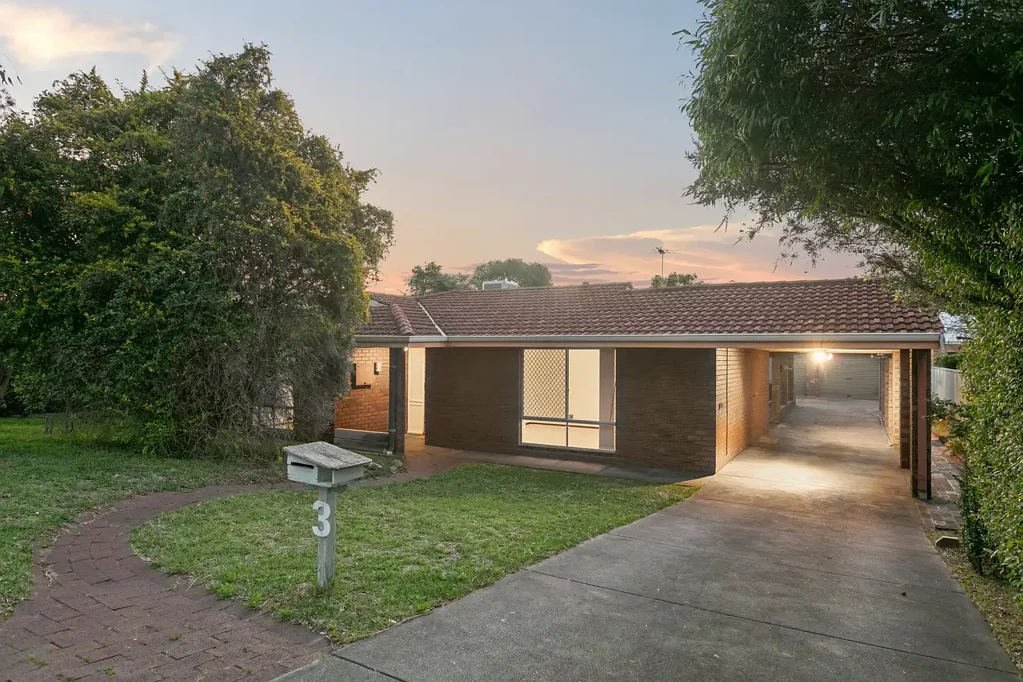 Duncraig 4 Bedroom Your Entry into Duncraig!