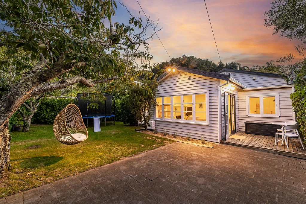 4 Totara Street, Eastbourne, Lower Hutt, Wellington