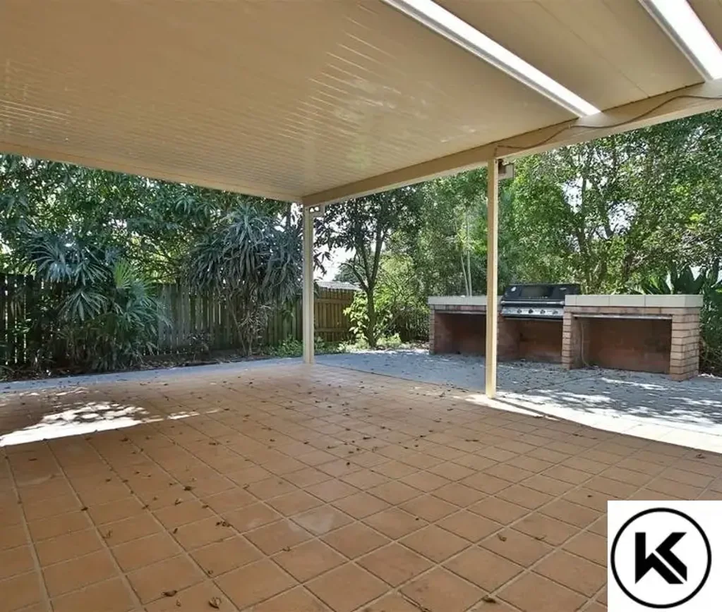 4 Shelford Court, Boronia Heights – Low maintenance 4-bedroom house