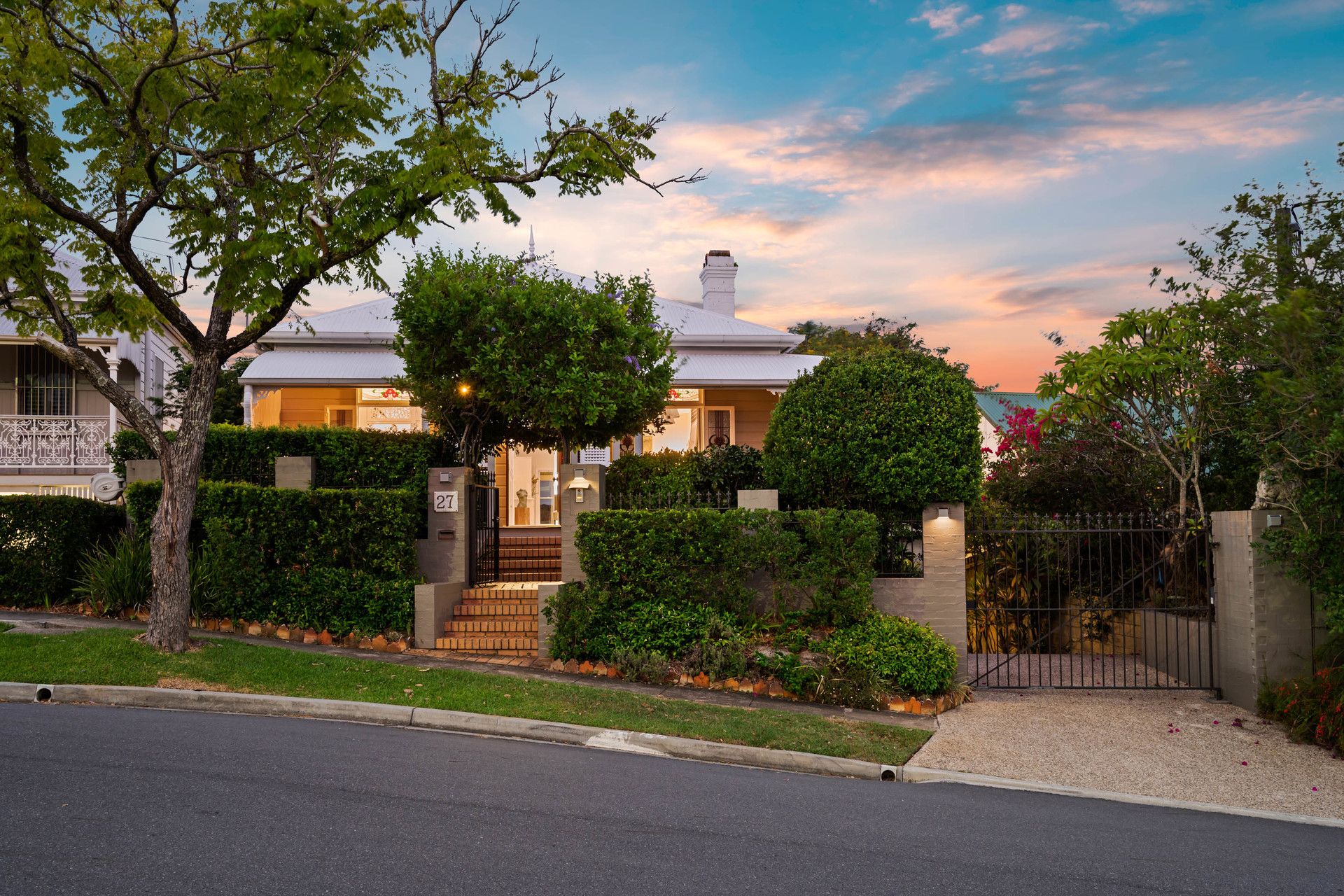 27 PENROSE ST, AUCHENFLOWER QLD 4066, 0 Bedrooms, 0 Bathrooms, House