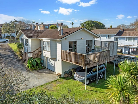 16 Lewisham Street, Highland Park, Manukau City, Auckland