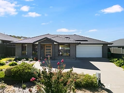 30 Cookes Road, Armidale