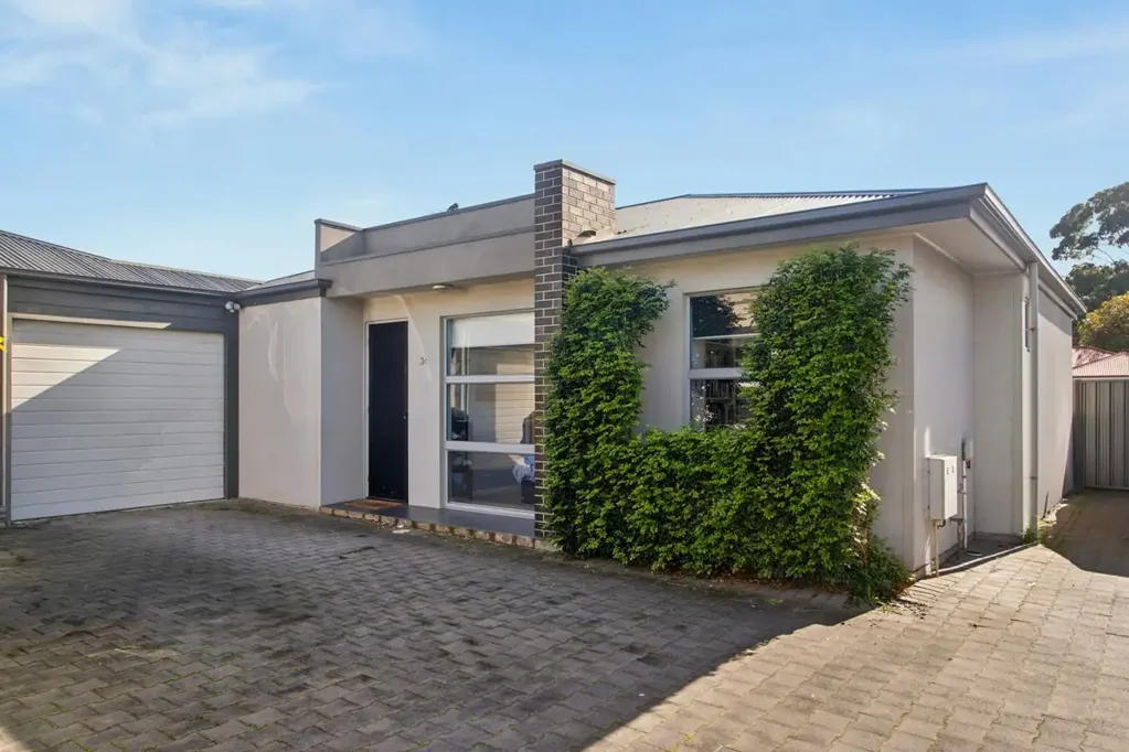 Plympton Park 3部屋 Contemporary Living Between City and Sea