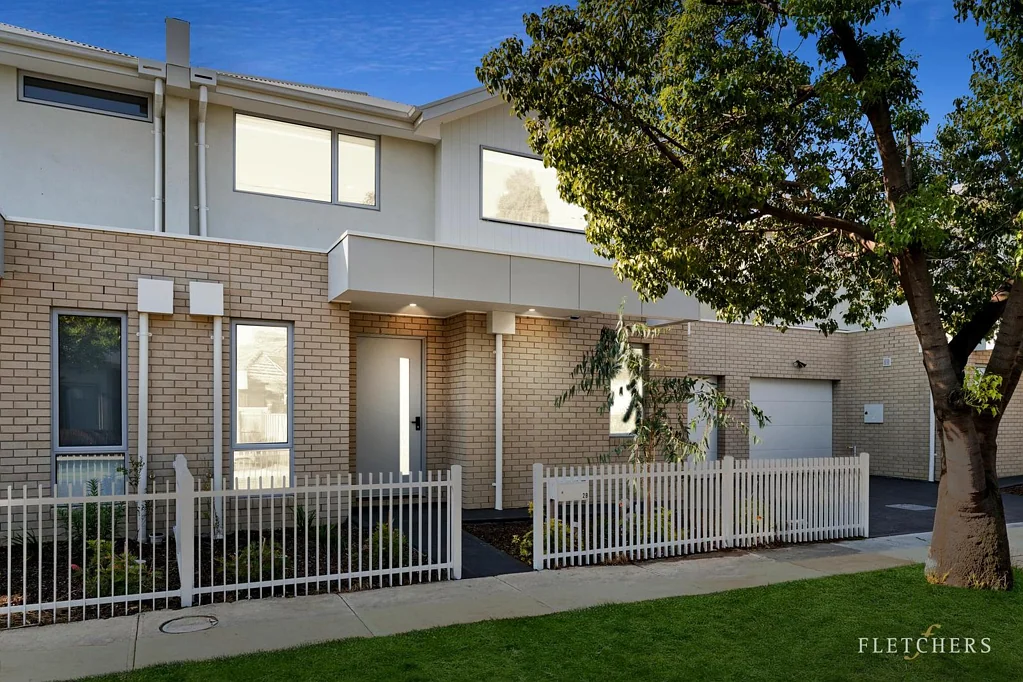 2B Nolan Avenue, Brooklyn, VIC 3012
