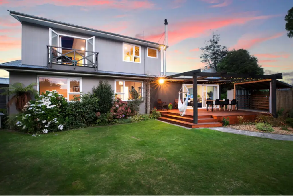 Christchurch Central 5Phòng ngủ ONE OF A KIND Home + Rental Income!