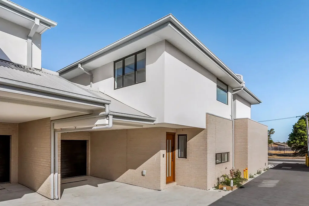 2/56 Lytton Street, Glenroy, VIC 3046