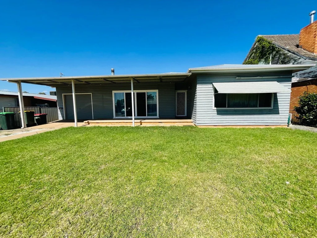 10 McGregor Street, Condobolin, NSW 2877