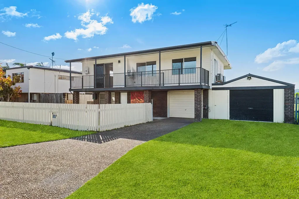 35 Bezzina Court, Bucasia, QLD 4750