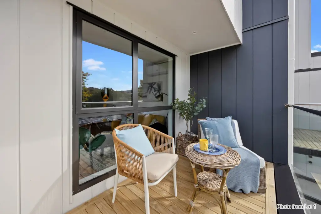Henderson 3房  Brand New + Affordable Family Home