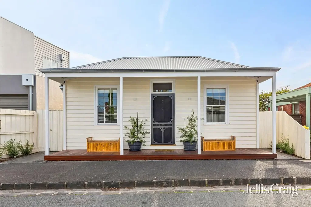Williamstown 3Moenga Victorian character, contemporary clarity