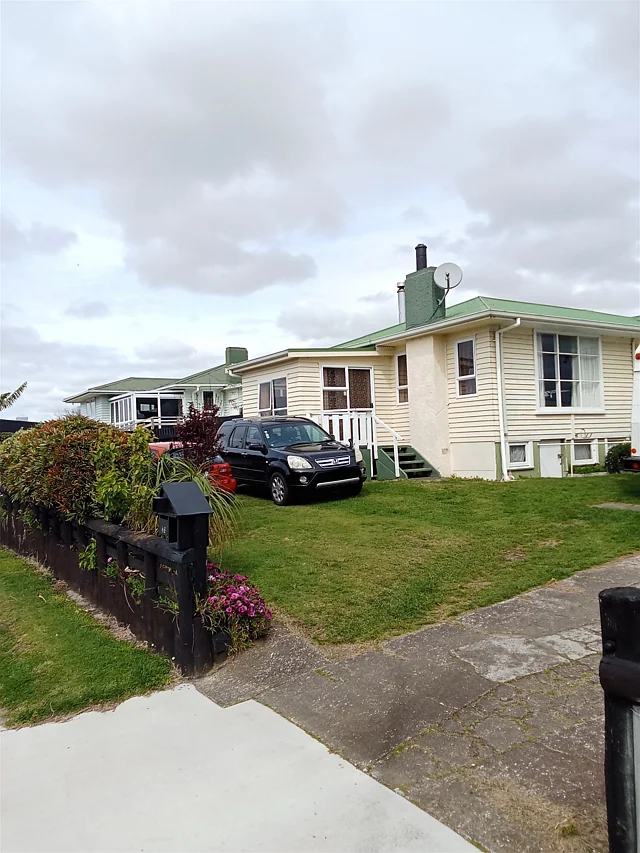 地址保密, Parkvale, Tauranga