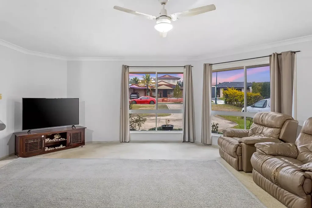 Ormeau 4બેડરૂમ ENDLESS POTENTIAL - 52 Conebush Circuit, Ormeau