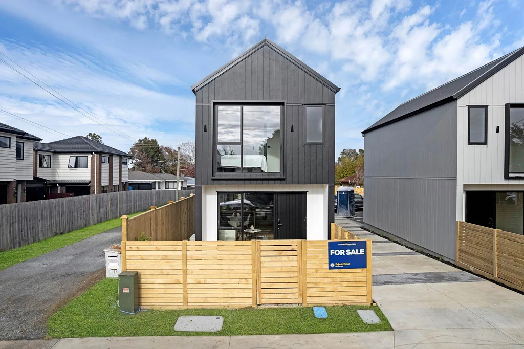 Mangere East 2房  Stop Renting, Start Owning! Brand New Homes