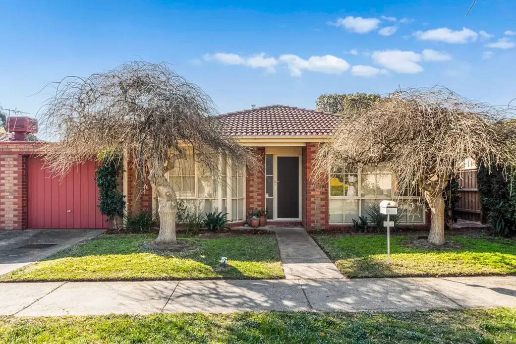 2/110 Dunsterville Crescent, Frankston, VIC 3199