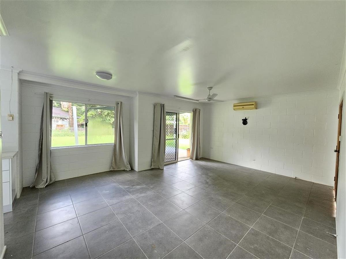 21 IMPEY ST, CARAVONICA QLD 4878, 0 chambres, 0 salles de bain, House