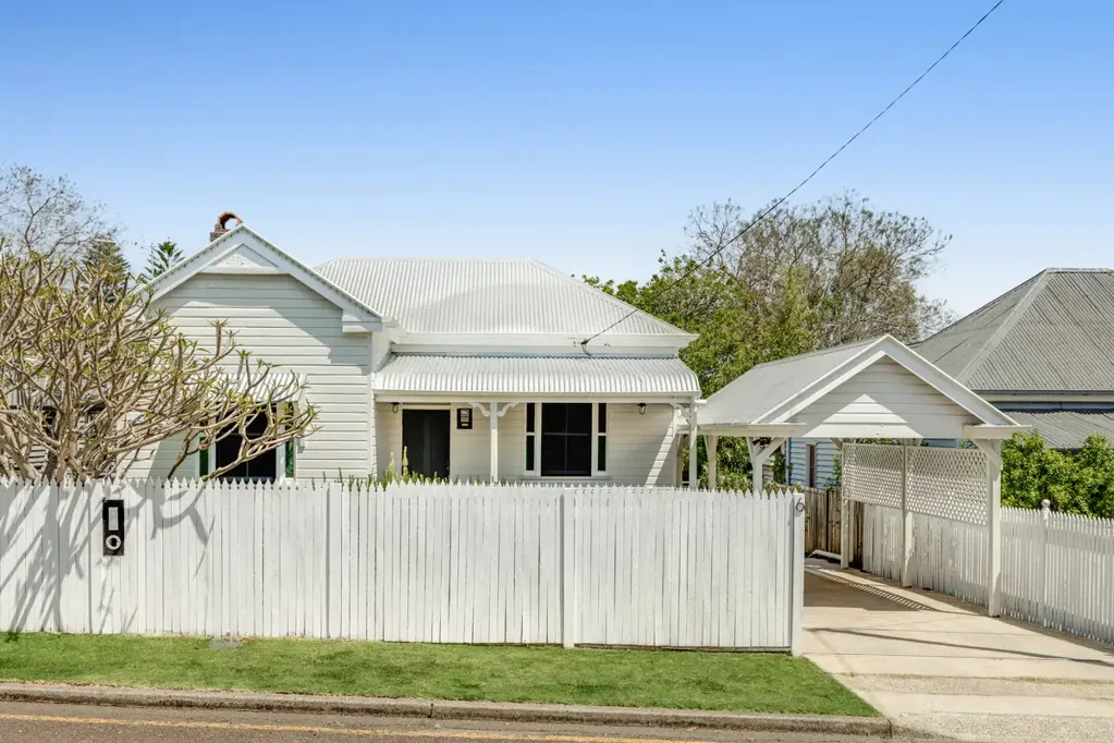 North Toowoomba 4ਬੈੱਡਰੂਮ Beautifully Renovated Character Home in a Quiet Cul-de-Sac