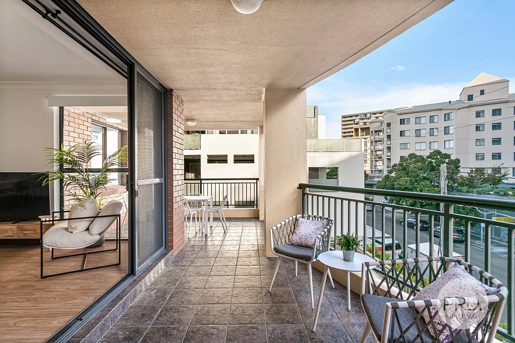 13/8-10 The Avenue, Hurstville, NSW 2220