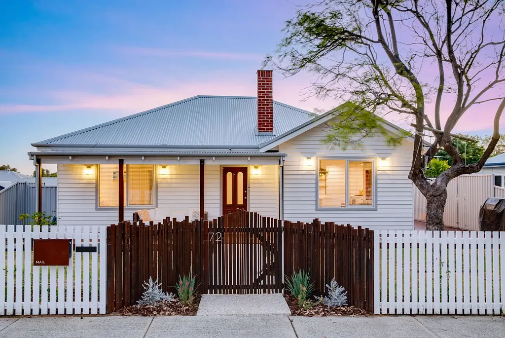 72 Rennie Crescent South, Hilton, WA 6163