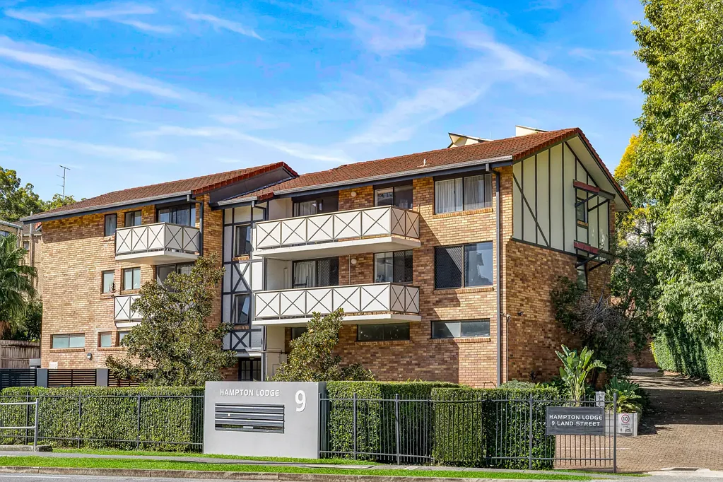 Toowong 2部屋 Split Level Top Floor Apartment