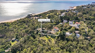 Ventnor Your Beach House Could Start Here - 911m² | Opposite the Foreshore