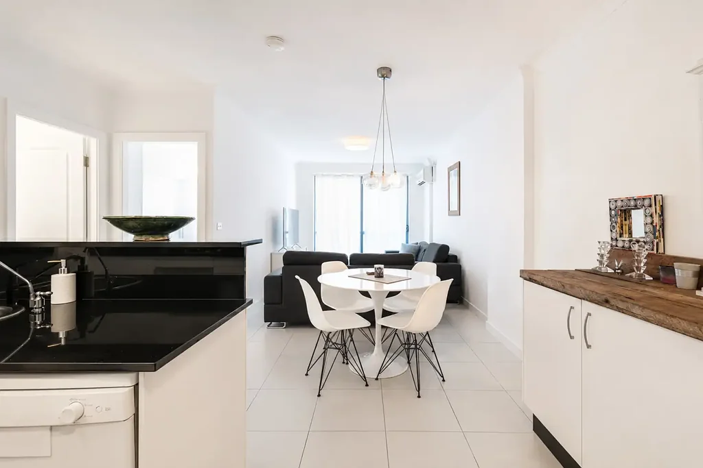 Stylish One-Bedroom Apartment in the Heart of Eveleigh