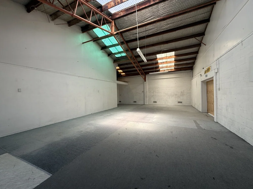 Henderson Compact Industrial Unit Available