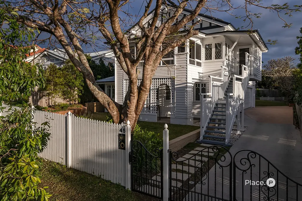 45 Halland Terrace, Camp Hill, QLD 4152