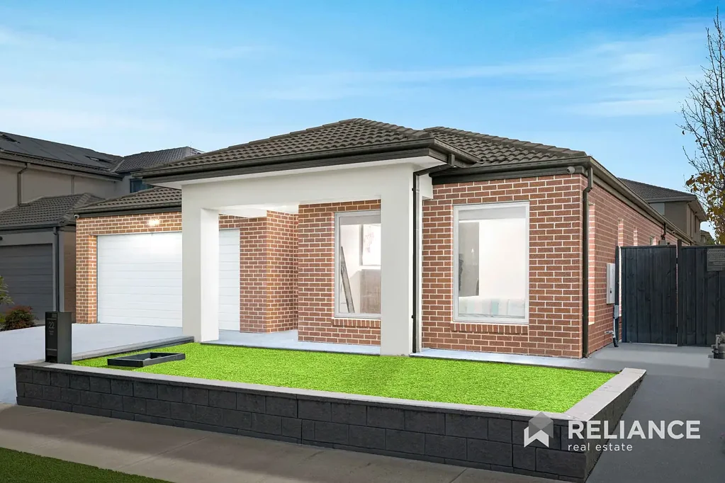 Point Cook 4chambre Upper Point Cook Perfection – Big Block, Two Living Zones!!
