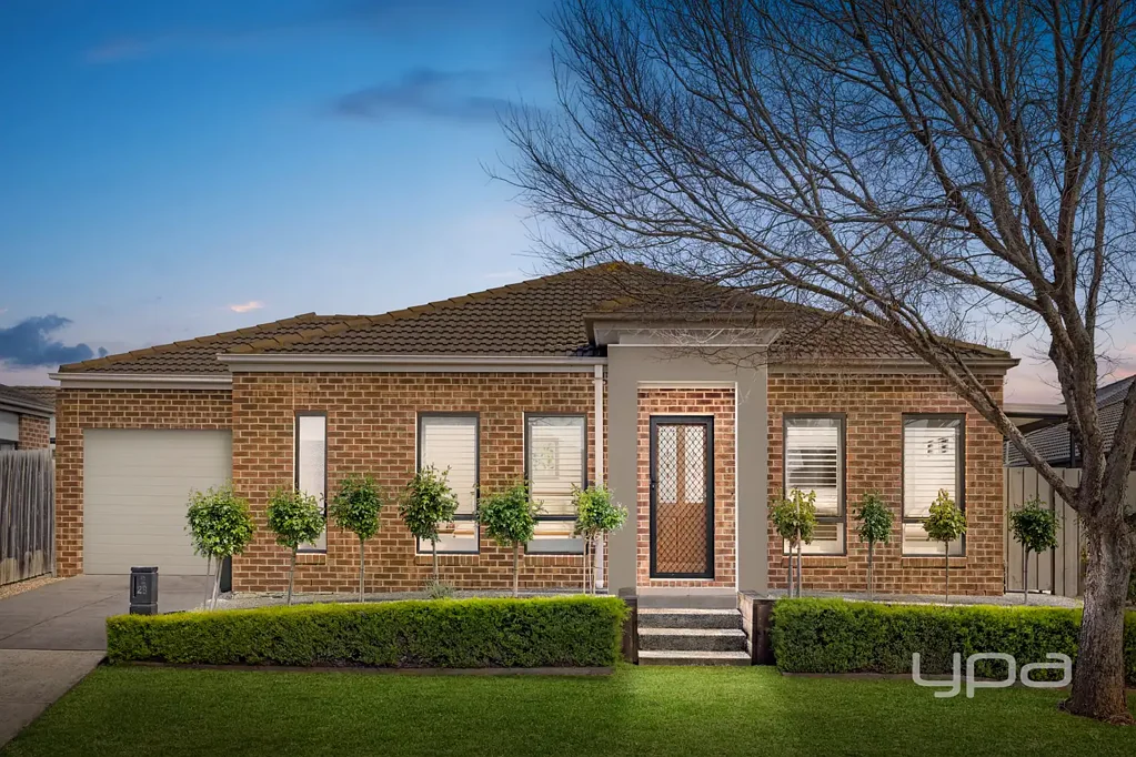 2/28 San Sebastian Drive, Point Cook, VIC 3030