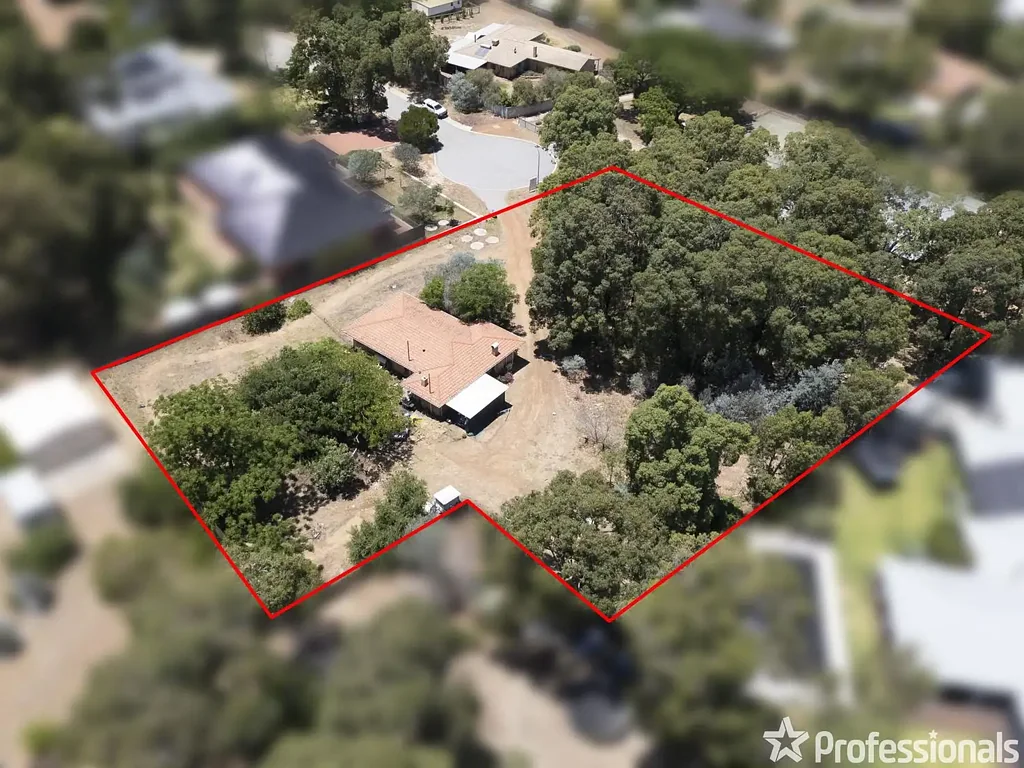 45 Pruiti Crescent, Lesmurdie, WA 6076
