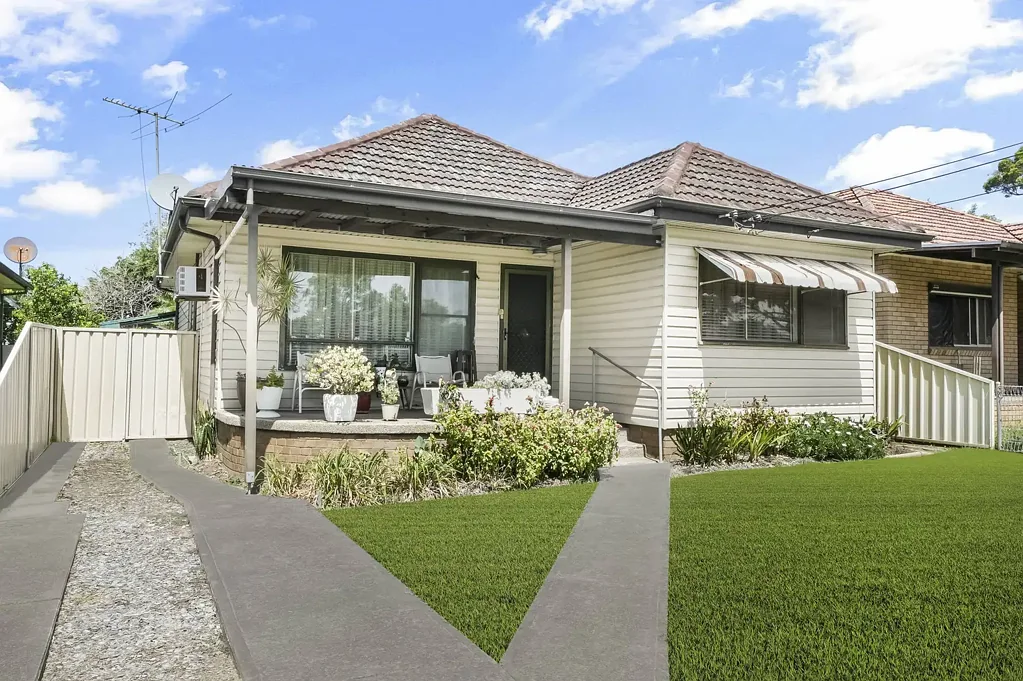 9 Amesbury Avenue, Sefton, NSW 2162