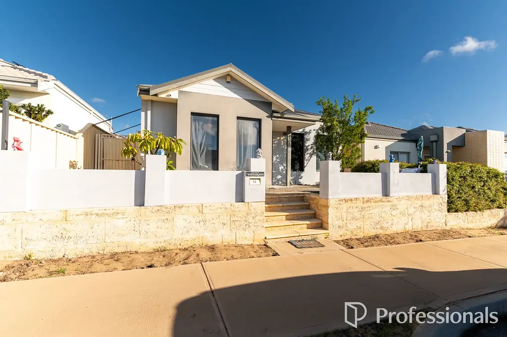 12 Malvern Road, Butler, WA 6036