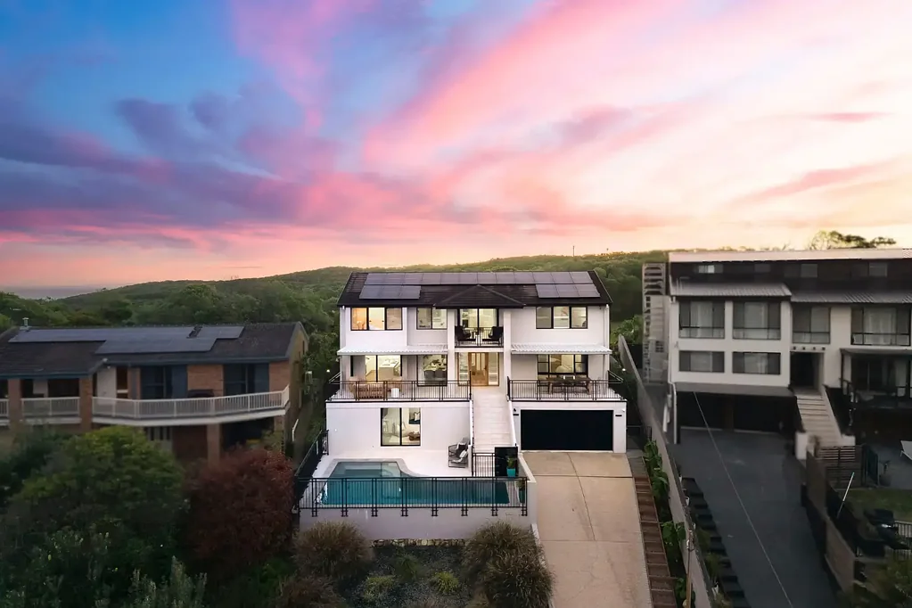 Boat Harbour 5房  WATCH THE WHALES FROM YOUR BALCONY! INCREDIBLY EXPANSIVE RESIDENCE