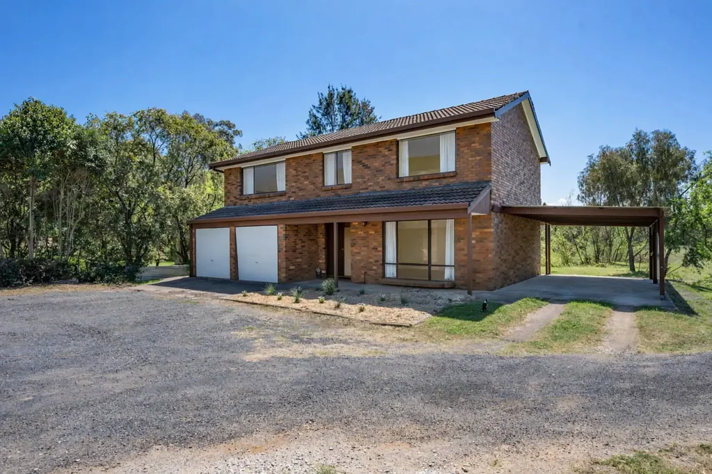 Mudgee 5 Bedroom FAMILY HOME SET ALONG THE CUDGEGONG RIVER