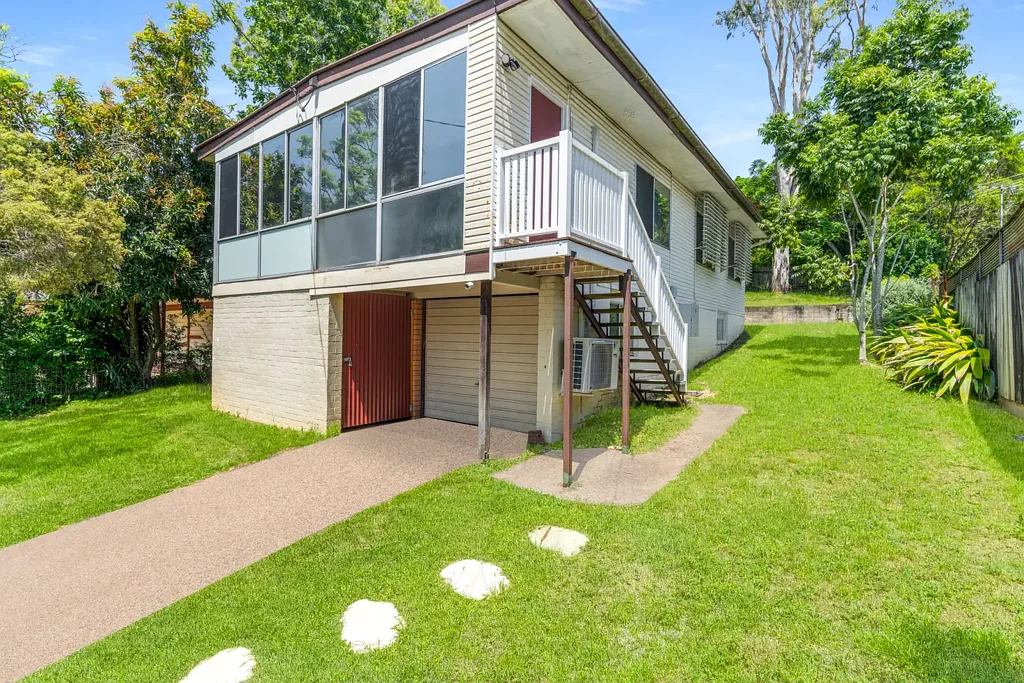 10 Hill Street, Kingston, QLD 4114