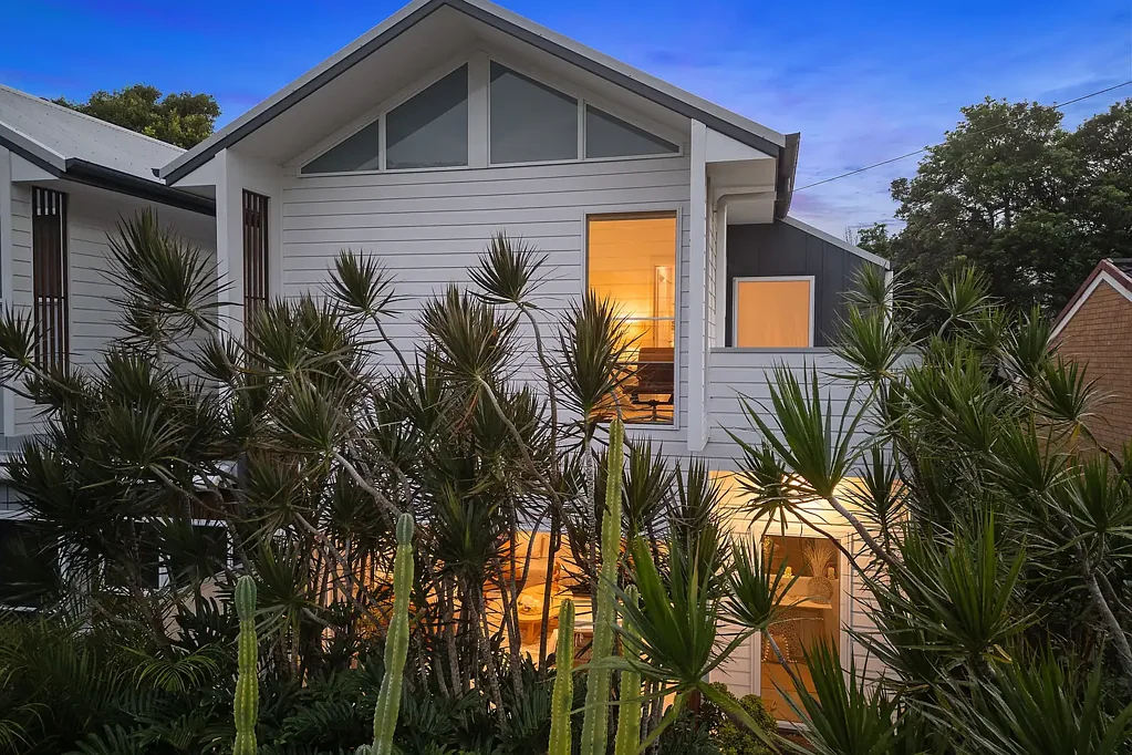 Terrigal 3房  Sophisticated contemporary duplex – 400m stroll to the beach