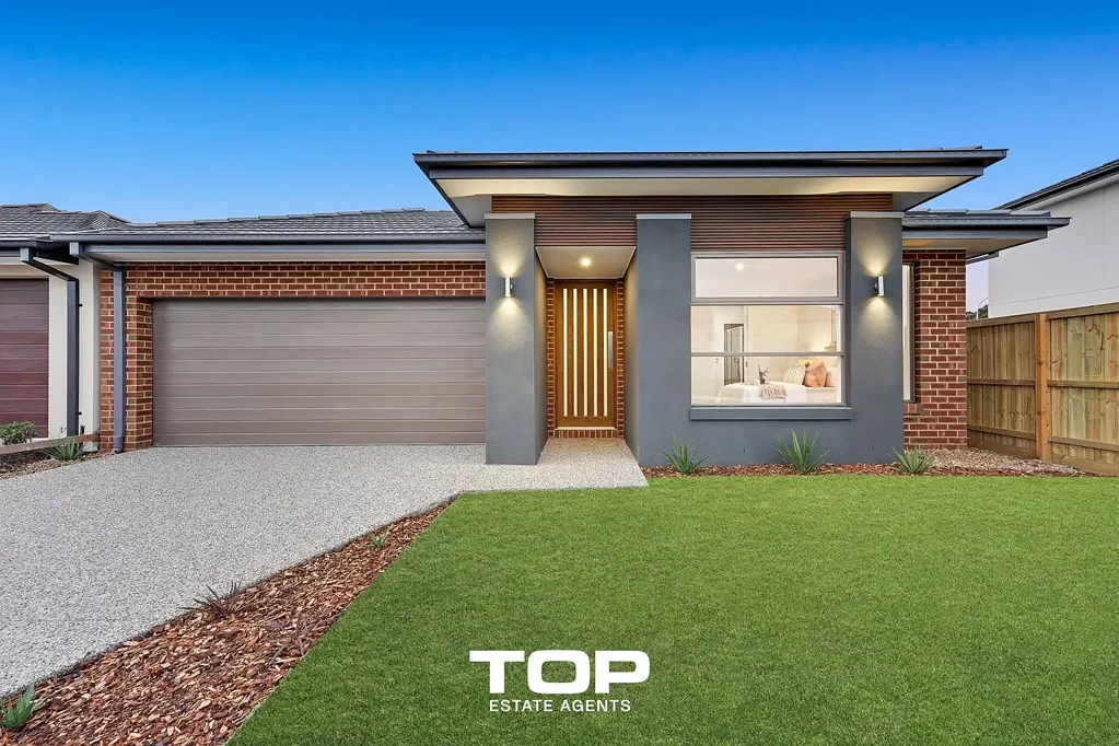23 Celevan Street, Clyde North, VIC 3978