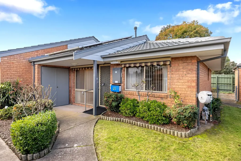 Ringwood 1 Bedroom EASY LIVING FOR OVER 55’S  – 1 BED GEM