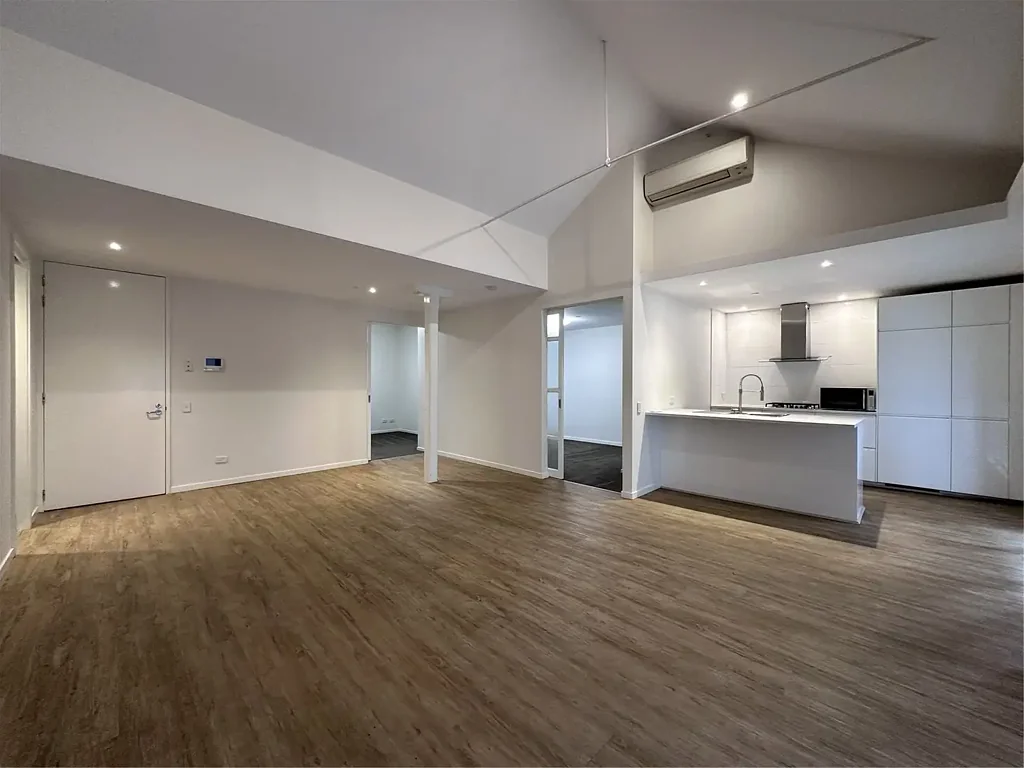 UNFURNISHED - Perfectly Located Two Bedroom Apartment with a car space!